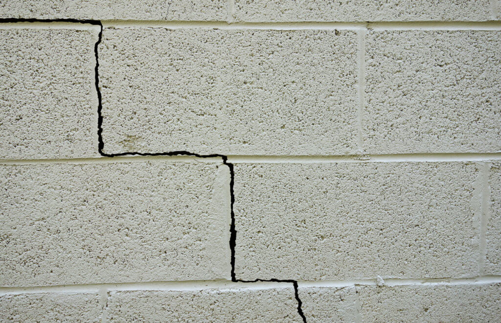 foundation cracking