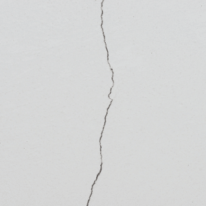 wall cracks - signs of sinking foundation